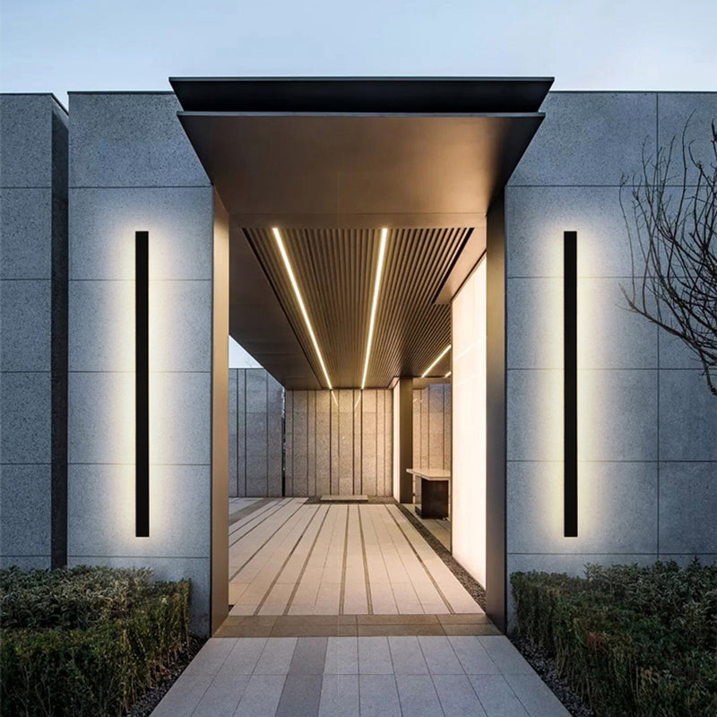 GarduruBold LED Wall Lamp - Fine Metal Design for Modern Rooms
