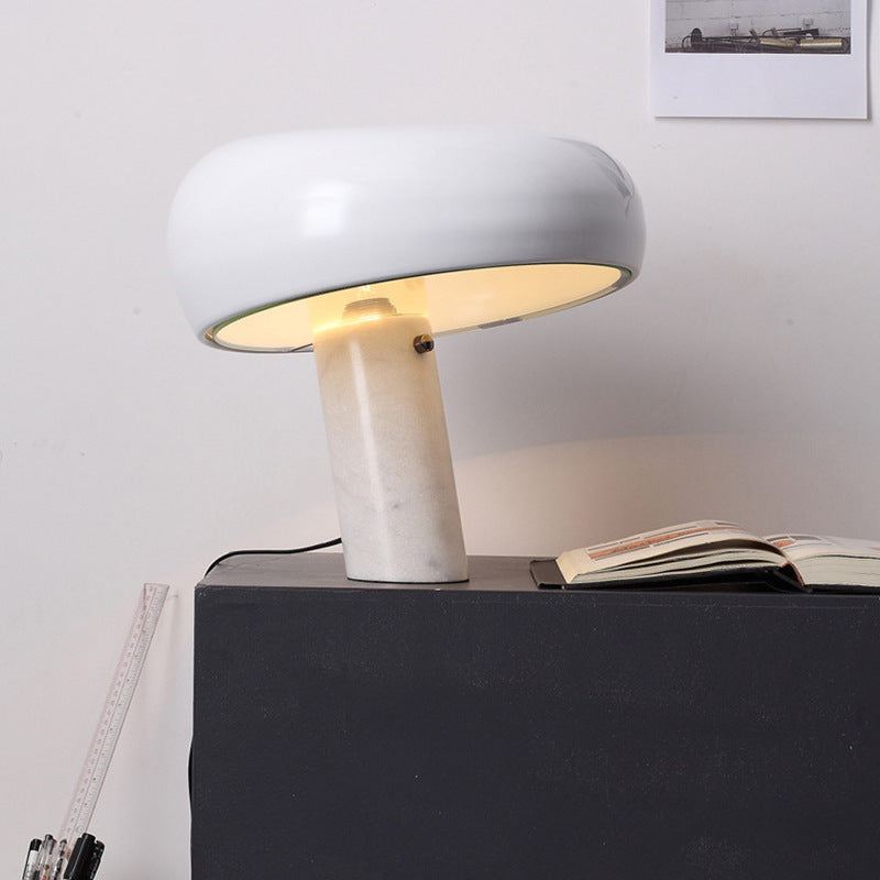 Stylish Modern Table Lamp with Sleek Base