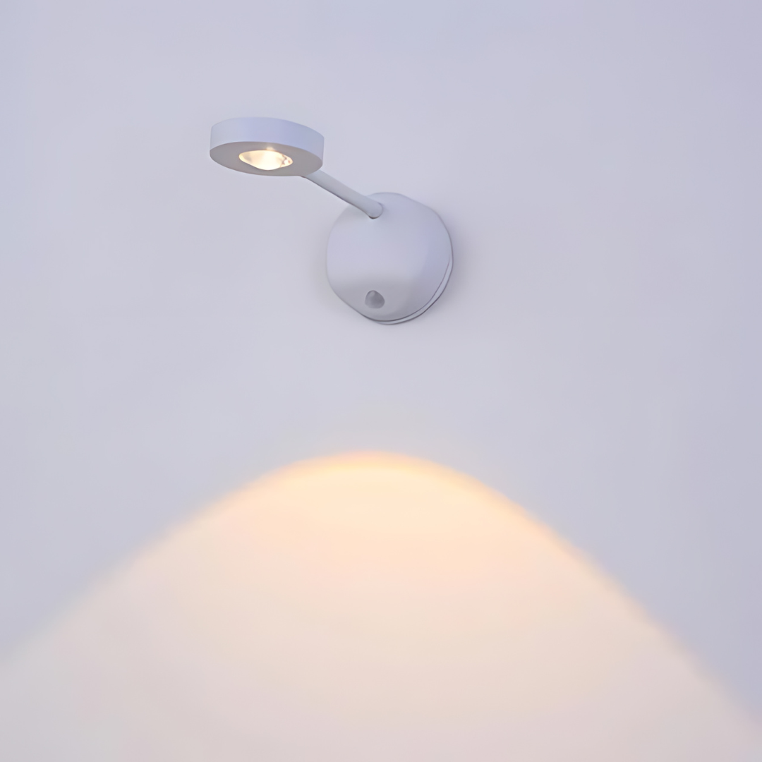 Skanto | Wireless LED Spotlight | 360° Rotation & Motion Sensor Dimmable