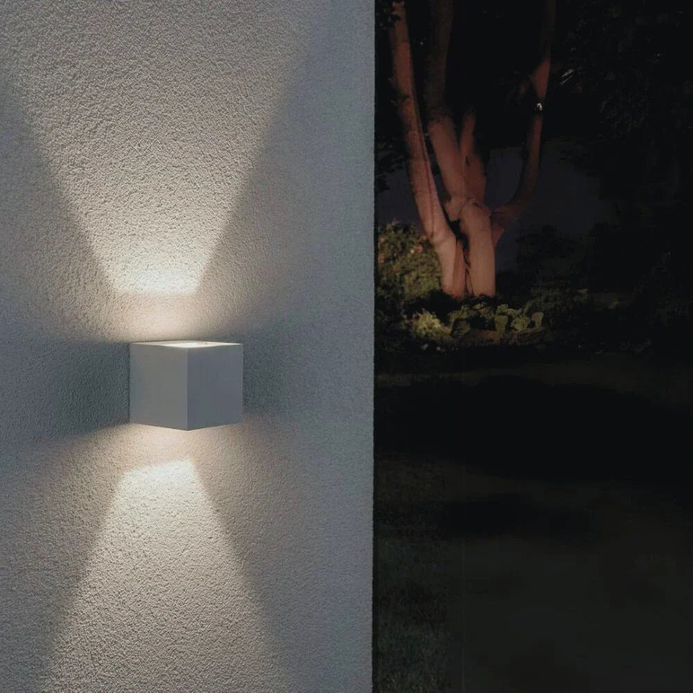BowLift | Modern Black Aluminium Wall Light