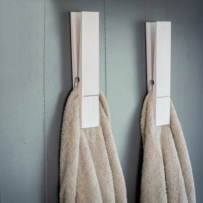 Skanto | Clothesline Bathroom Towel Holder