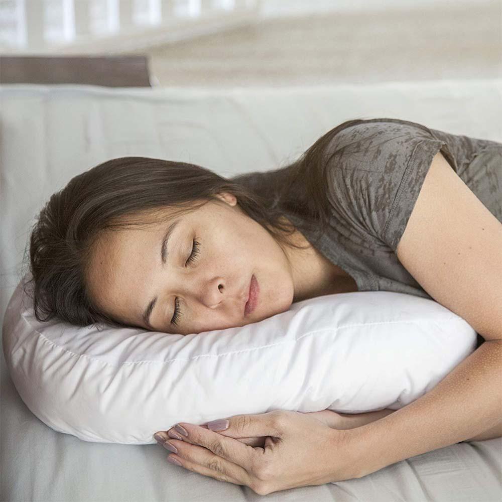 Skanto | Therapeutic Side Sleep Pillow