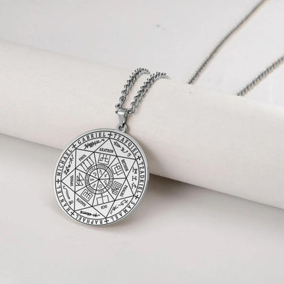 Skanto | Stainless Steel Round Necklace