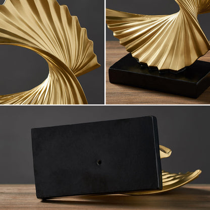 BowLift | Stylish Crescent Moon Sculpture - LunarGrace