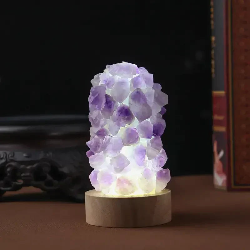 Skanto | Stylish Amethyst Lamp - Calming Light and Energy