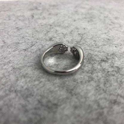 Skanto | Paw Print Ring