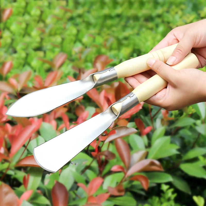 Skanto | Garden Tools - Weeding Spade, Transplanting Spade and Rake