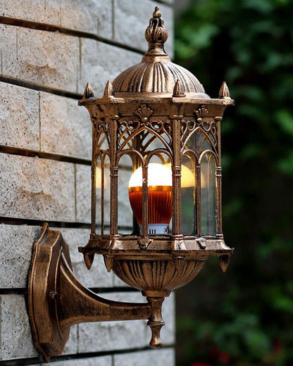 Skanto | Antique Gold Outdoor Wall Lamp