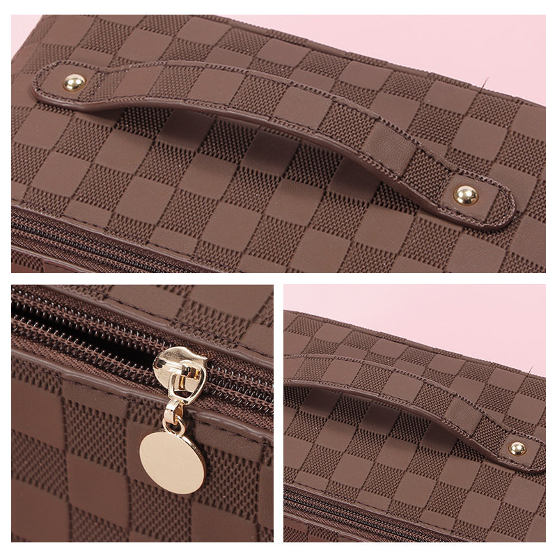 Skanto | Vintage Pattern Handheld Makeup Bag