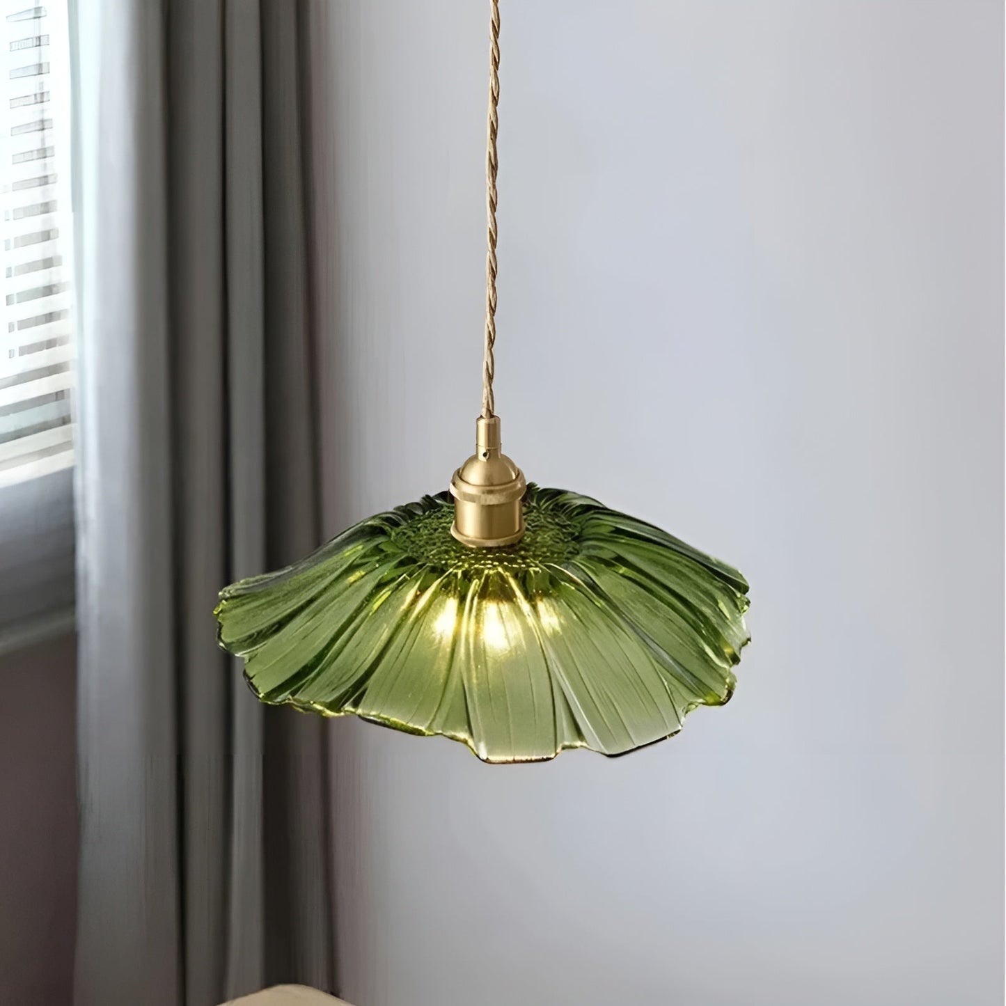 Pendant Lamp with Floral Motif – Warm Light & Stylish Design | For Your Home | Karnz