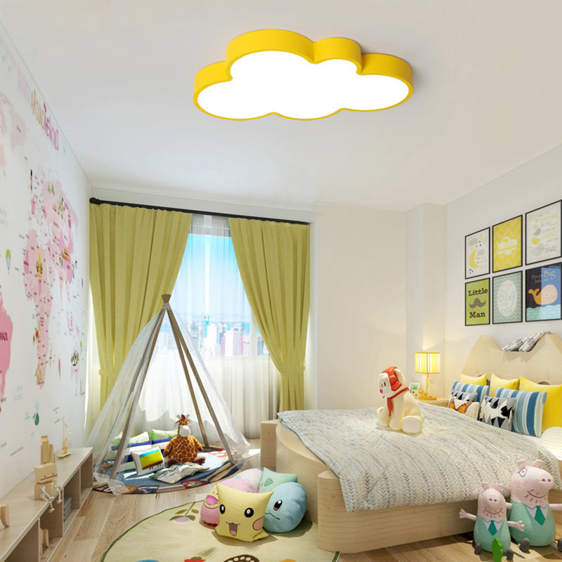 Child-friendly ceiling light cloud design | Karnz