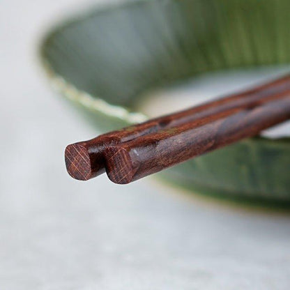 Japanese Golden Sakura Wooden Chopsticks Set | Brehn