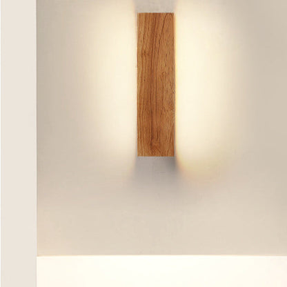 Skanto | OakBeam | Minimalist Solid Wood LED Wall Lamp
