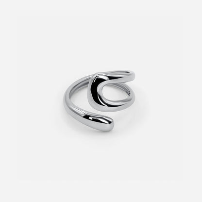 BowLift | Sculptural Silver Ring – Modern Design for Timeless Elegance