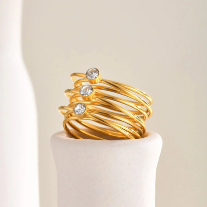 BowLift | 18k Multi Layered Triple Diamond Rings