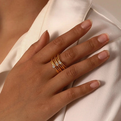 BowLift | 18k Multi Layered Triple Diamond Rings