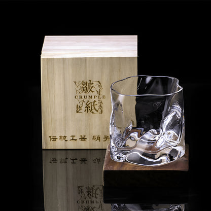 Edo-Kiriko style whisky glass – hand-cut with a unique crumple design