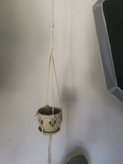 Plant-hanging macrame shelf Acalora