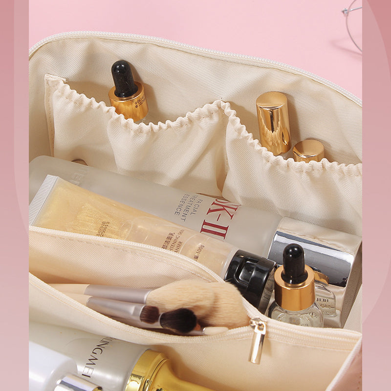 Skanto | Vintage Pattern Handheld Makeup Bag