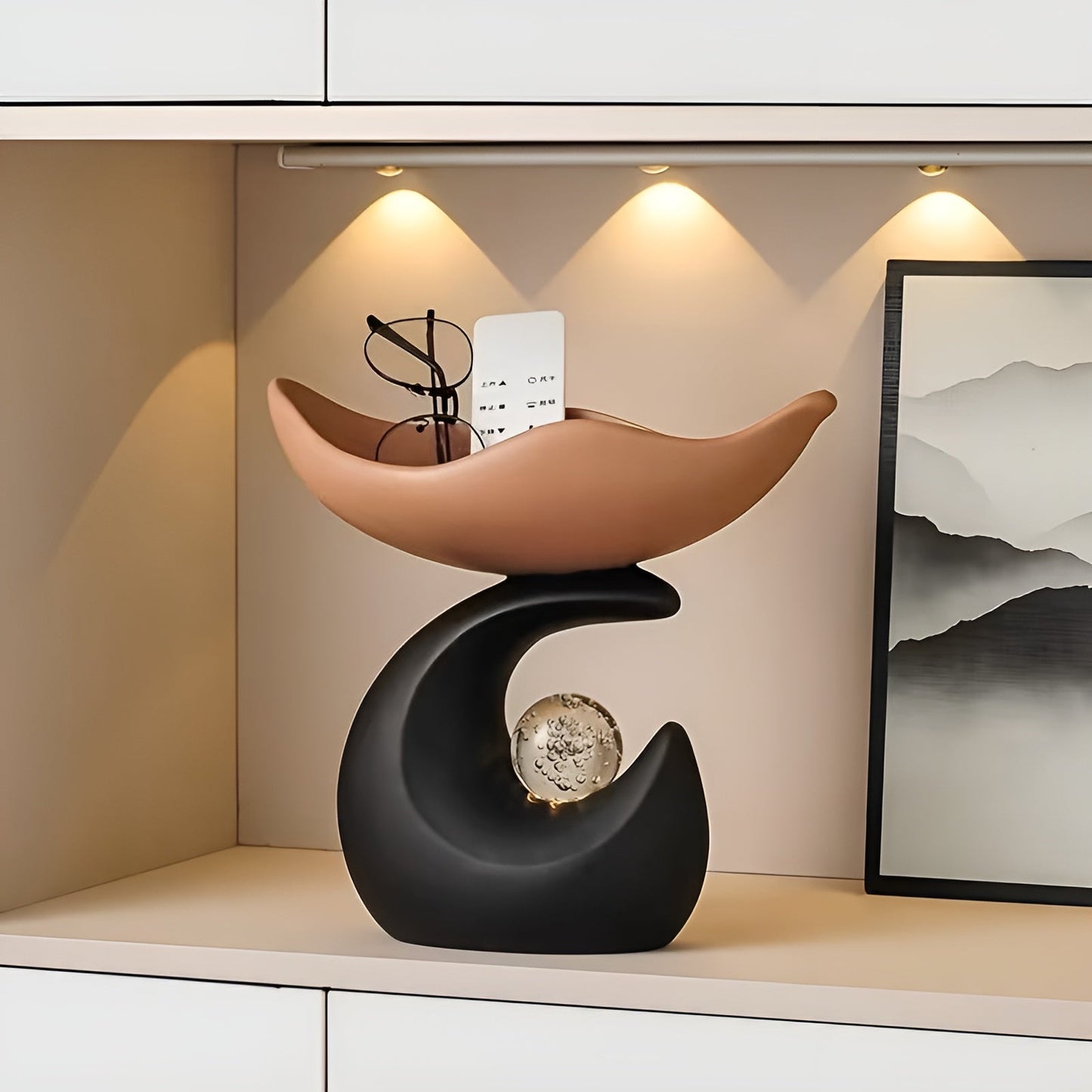 Organizer tray made of resin – Modern wave design | Stylish storage for keys, glasses & jewelry | Bowlift