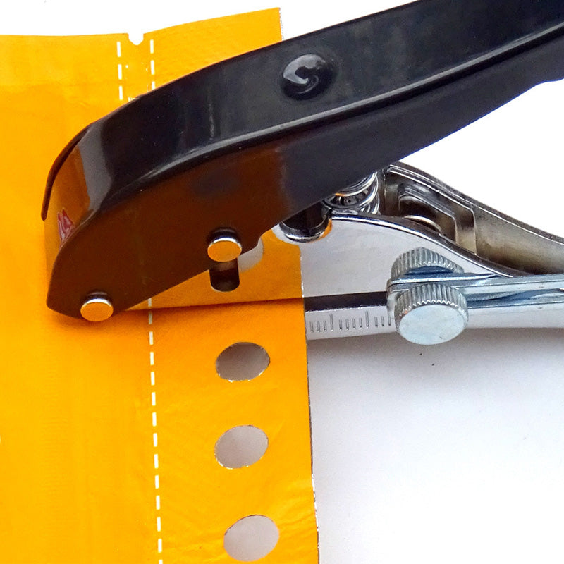 Skanto | Portable Punch Tool