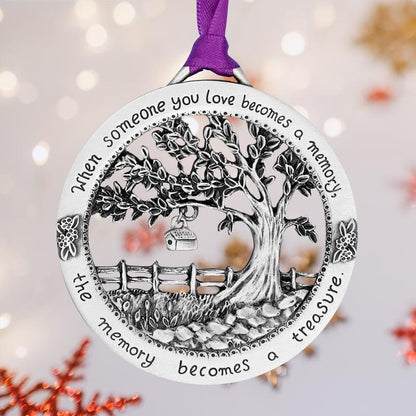 "When someone you love becomes a memory" - Solemn Christmas remembrance | Bowlift