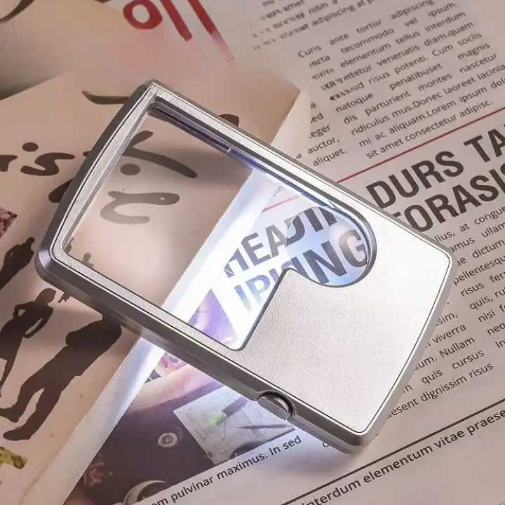 BowLift | Reading Aid Magnifier with LED – 5x Magnification, glare-free & portable