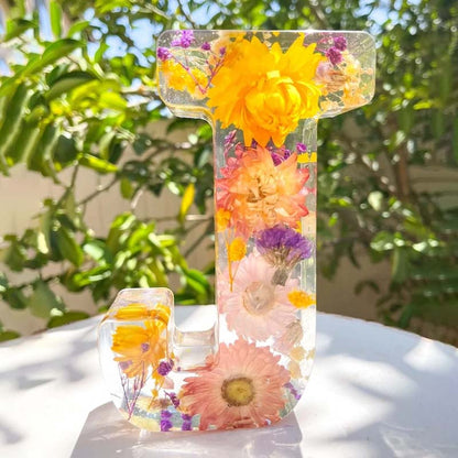 Sandsberg | Resin Flower Night Light | Letter-shaped LED Decorative Lamp