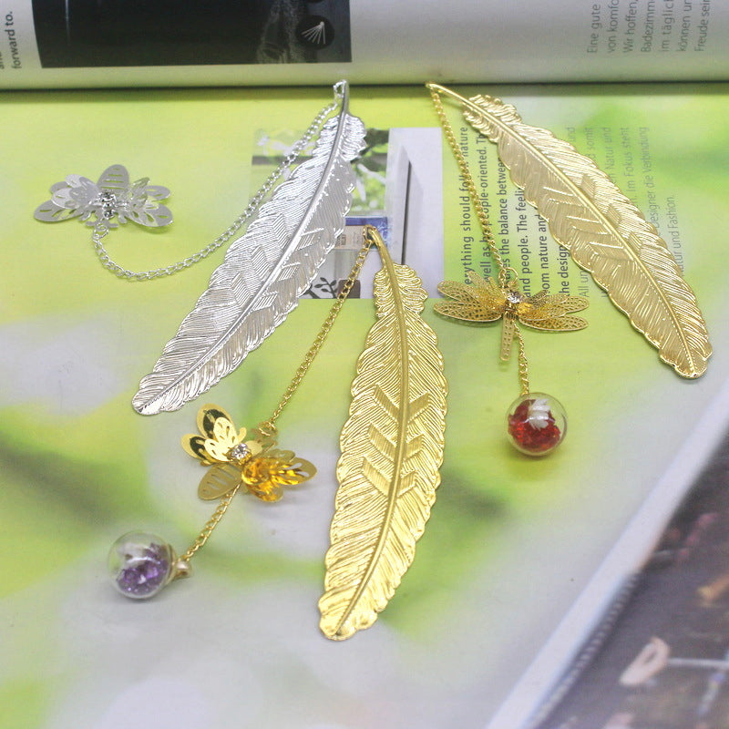 BowLift | Metal Spring Bookmark