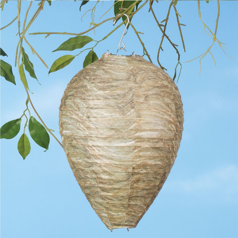 BowLift | Wasp Nest Defense Lamp – Hanging Protection Net Against Wasps and Insects