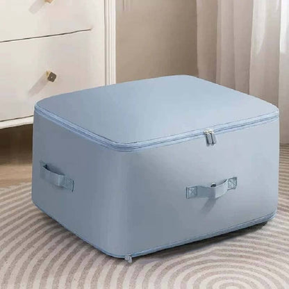 Extremely space-saving, self-compressing organizer
