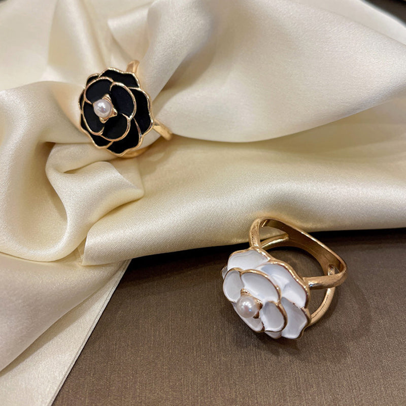 Camellia Scarf Buckle Bowlift