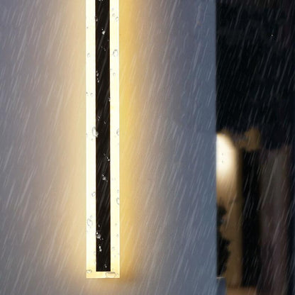 Skanto | Minimalist Extended Rod Shape 1-Light LED Acrylic Outdoor Waterproof Wall Lamp
