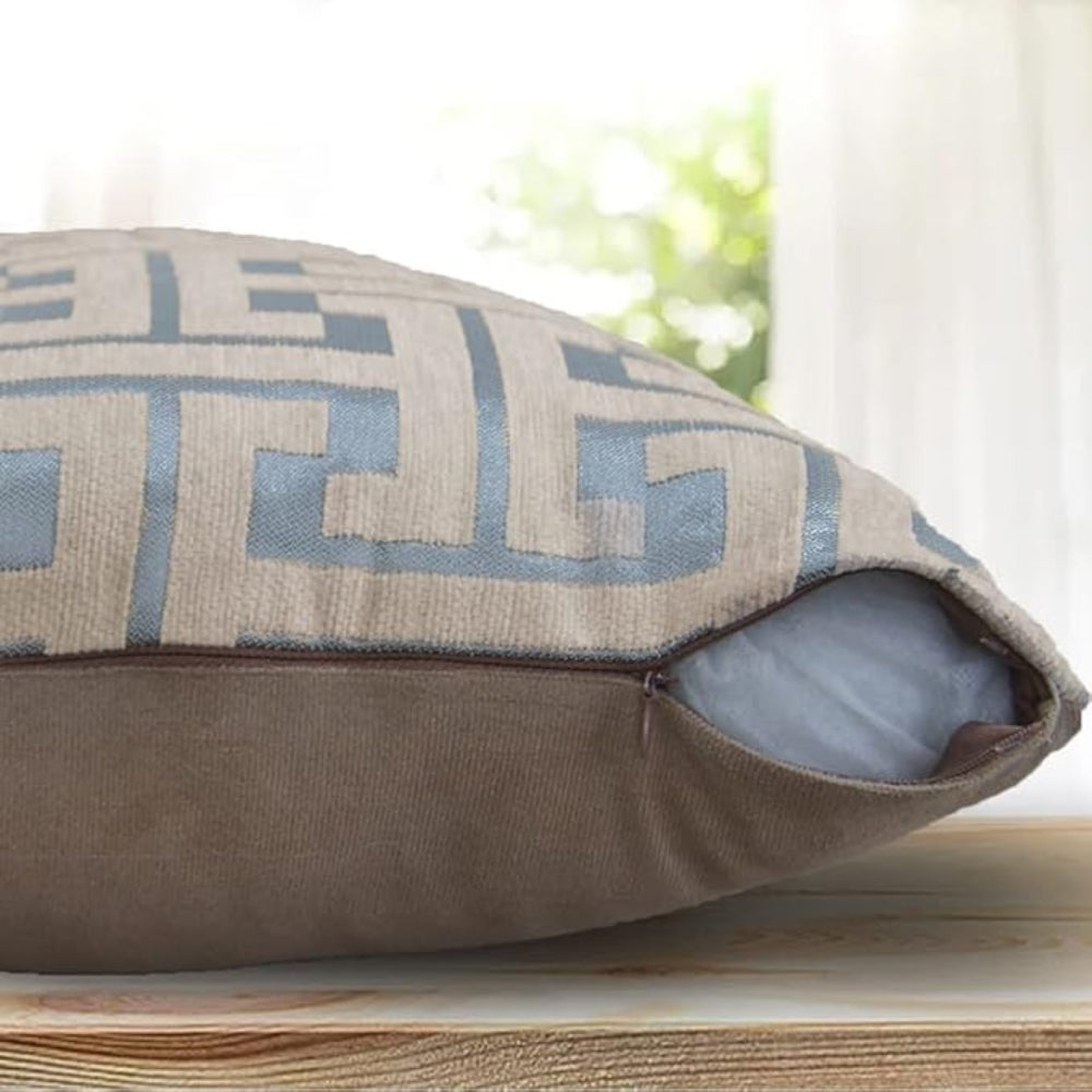 Skanto | Timeless Labyrinth Pattern Pillow Cover