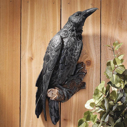 Noctura Realistic Decorative Raven – Atmospheric Decoration for Home & Garden Bowlift