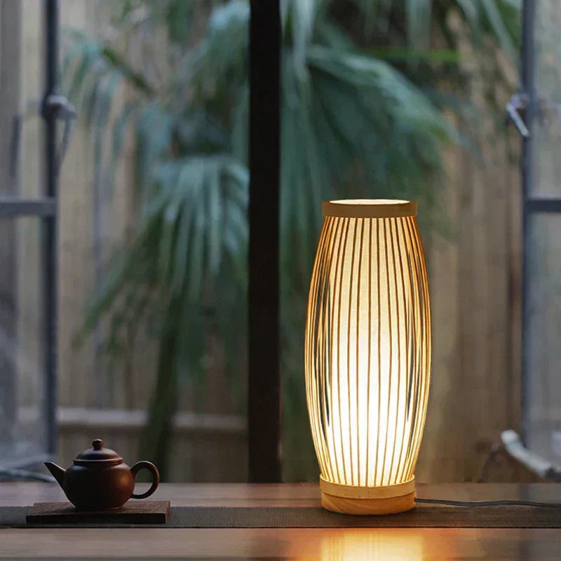 Skanto | Japanese Table Lamp