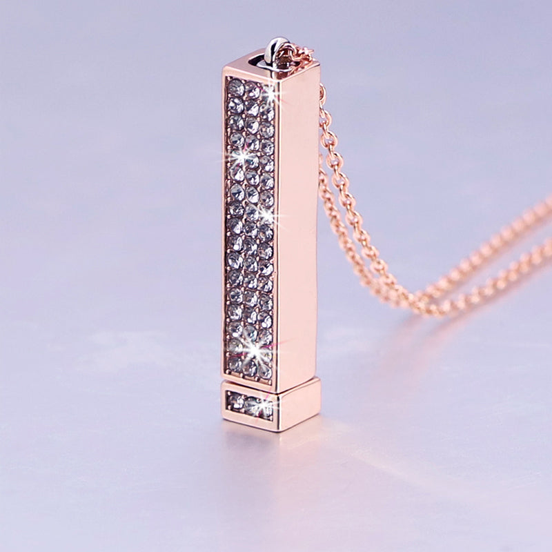 Skanto | Secret I love you message bar necklace