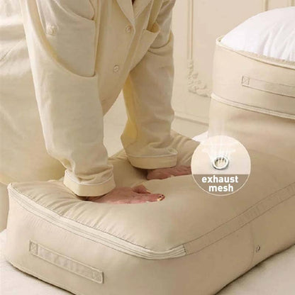 Extremely space-saving, self-compressing organizer