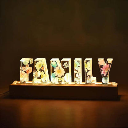 Sandsberg | Resin Flower Night Light | Letter-shaped LED Decorative Lamp
