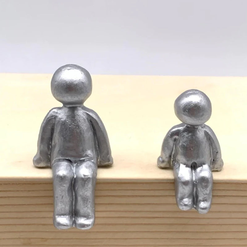 Family Member Figurines | Bowlift