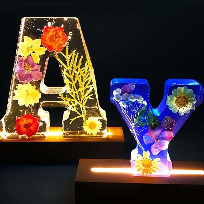 Sandsberg | Resin Flower Night Light | Letter-shaped LED Decorative Lamp