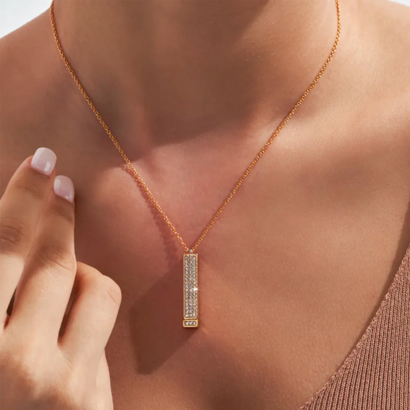 Skanto | Secret I love you message bar necklace