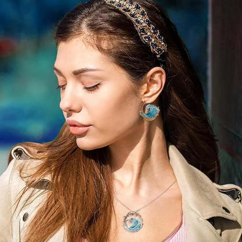 Oceans Oath Necklace | Bowlift