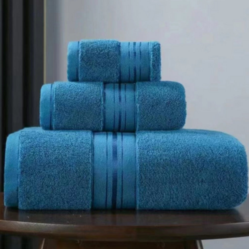 Skanto | LuxeCloud Egyptian Cotton Towel Set for Soft Comfort