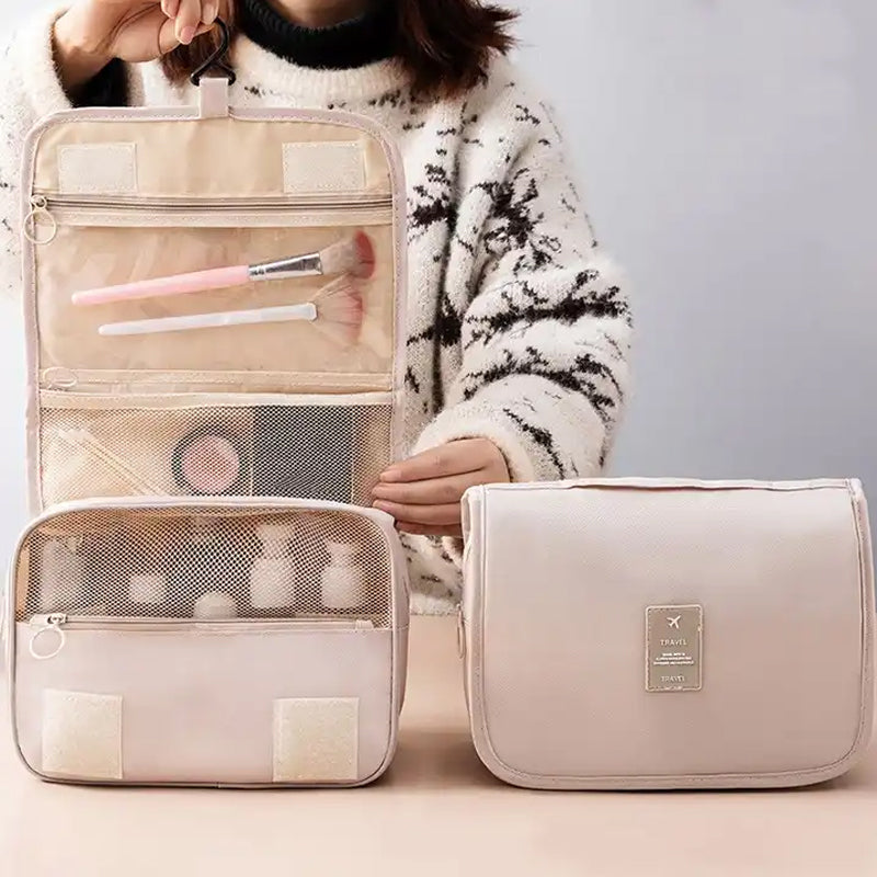 Travel cosmetic bag for hanging