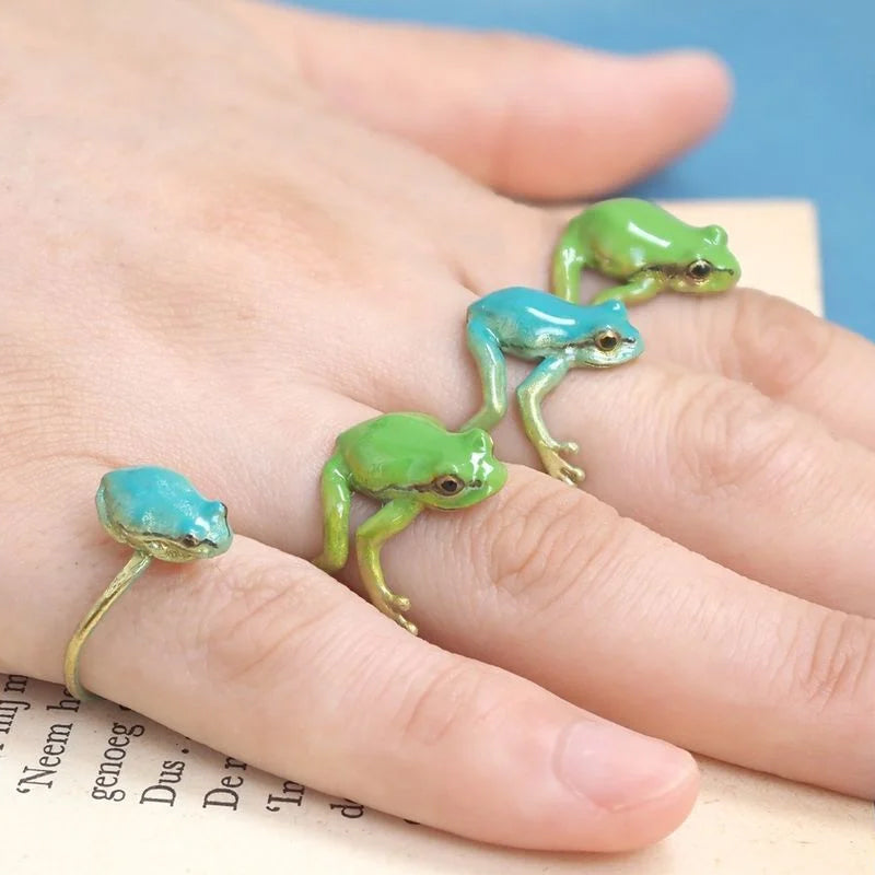 BowLift | Latest-tree Frog Ring & Earrings