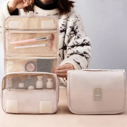 Skanto | Skanto Hanging Travel Toiletry Bag