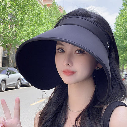 Sun hat with hollow top and UV protection