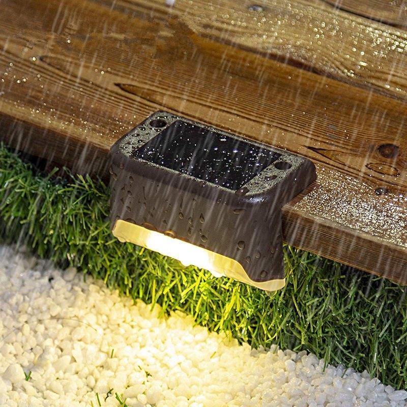 Waterproof Outdoor Stair Solar Lights (4 Pack)