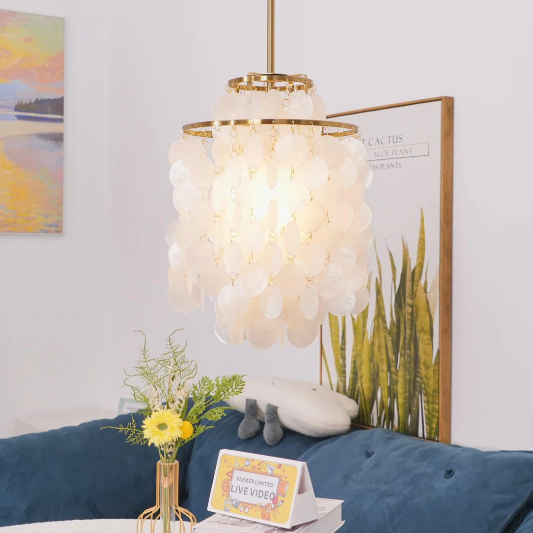 Skanto | Stylish Vintage Lamp with Shells and Coastal Ambiance